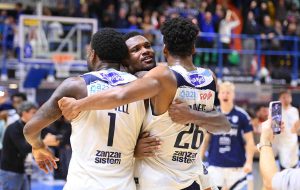 Impresa Happy Casa Brindisi: dal -24 al tripudio finale! Battuta Bologna