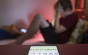Polizia e Rai presentano “Senza rete”, il docufilm sul cyberbullismo per sensibilizzare all’uso consapevole del web