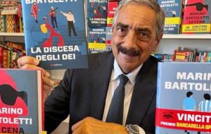 Un’emozione chiamata libro: domenica Marino Bartoletti nel chiostro di Palazzo San Francesco