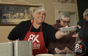 La Mensa Caritas di Brindisi protagonista della nuova campagna 8xmille della Chiesa cattolica. Serve 70.000 pasti caldi all’anno