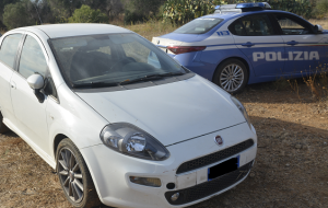 Le Volanti scoprono nascondiglio di auto rubate. Adesso la palla passa alla Polizia Scientifica