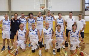 Un Canestro Per La Solidarietà: i Golden Players Over 55 a sostegno di “Un mezzo per la vita”