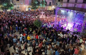Domenica a Latiano ci sono La Fera, La Sagra Ti Li Stacchioddi ed il concerto degli Apres La Classe