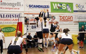 Aurora Volley schiaccia “sassi”: Matera battuta 3-0, brindisine in testa alla classifica.