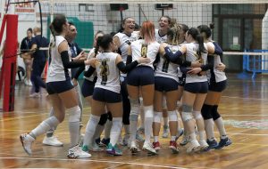 L’Aurora Volley serve il poker. Al Pala Zumbo la Joy Volley cede per 3-0.