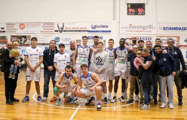 La Brain Dinamo Brindisi torna alla vittoria trascinata dai 38 punti di Staselis