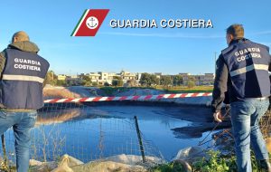 Frantoio sversa illegalmente acque reflue industriali: interviene la Guardia Costiera