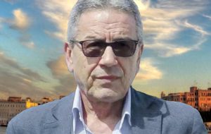 Crisi al Comune di Brindisi: la maggioranza dei consiglieri di centrodestra sfiducia la Giunta