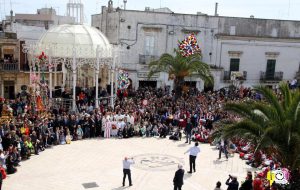 Carovigno tutto pronto per le festività di Pasqua con la battitura della ‘Nzegna