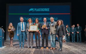 Comuni Plastic Free: a Milano Ceglie Messapica premiato con due tartarughe