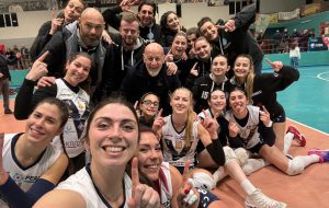 Aurora Volley corsara a Turi. Blinda il primo posto e vola ai pool promozione da testa di serie