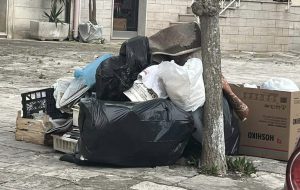 Città sporca, Uil: “l’Amministrazione Comunale di Brindisi è consapevole delle criticità? svolge il dovere di vigilare sull’Azienda e sui servizi resi?”