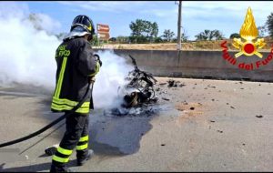 Grave incidente sulla SS 379: motociclista in condizioni critiche