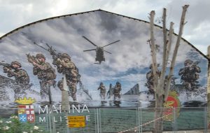 Murales di Guerra, M5S: “contraddizione inaccettabile in una città di pace”