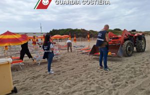Lettini abusivi in un lido di Specchiolla: interviene la Guardia Costiera