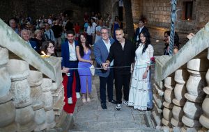 Inaugurata la mostra “Nelle nostre stanze” di Giuseppe Ciracì presso il Castello di Carovigno.