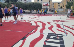 Fasano: il campetto polivalente della Parrocchia La Salette diventa un’opera d’arte
