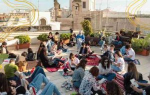 Arriva anche a Brindisi il rito del Silent Reading Party