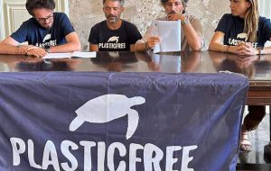 Ostuni: firmato il protocollo Plastic Free