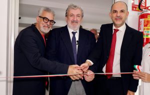 Il Presidente Emiliano inaugura il nuovo hospice di Mesagne: “un atto di grande lungimiranza”