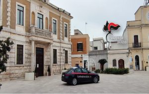 Picchiato e minacciato di morte per un debito di droga