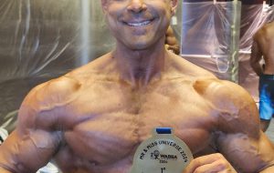 Marco Valente, Vigile del Fuoco brindisino, conquista il titolo di Mister Universo nella categoria HP 0%