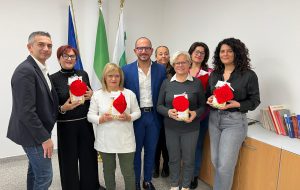 San Michele Salentino in prima linea contro la violenza sulle donne con il progetto “Mani in pasta contro la violenza”