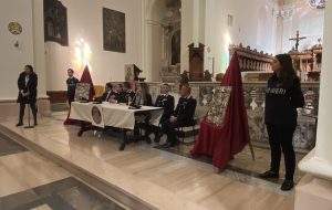 Restituite le due placche in argento del paliotto rubato dalla Cattedrale nel 1980