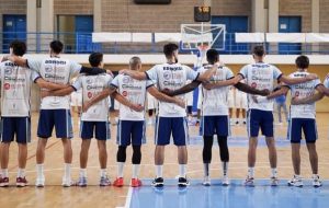 Dinamo Brindisi beffata nel finale: vince Canusium 80-79. Mercoledi sfida al PalaZumbo contro Termoli