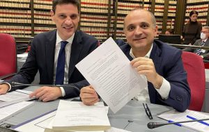Legge di Bilancio, Caroppo e D’Attis (FI): “Approvata nostra proposta su continuità territoriale: per il Salento più voli e a prezzi più bassi. Vittoria storica del territorio”
