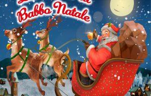 Natale a Fasano: Babbo Natale saluta i bambini in piazza Ciaia
