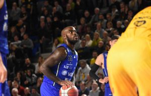 Allen dice 32 e la Valtur Brindisi torna a vincere in trasferta