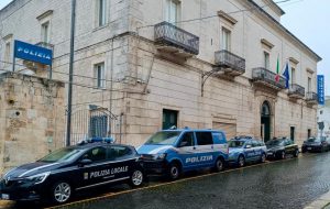 Controlli straordinari interforze a Fasano: trovata droga e riscontrate criticità in un noto locale
