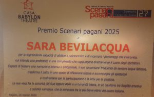 Sara Bevilacqua premiata a Pagani per teatro e impegno civile. Il riconoscimento dedicato alla reazione della comunità brindisina al vile attentato ad Alimentari Luciano