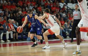 Brindisi risale dal -20 e mette paura a Rimini che la vince dalla lunetta nei secondi finale