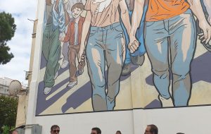 Grande successo per l’iniziativa che ha trasformato il quartiere Paradiso di Brindisi in un laboratorio nazionale di legalità, arte e cittadinanza attiva