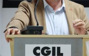 1 Maggio, Flai Cgil: “Il cibo che arriva sulle nostre tavole deve essere frutto di lavoro giusto, tracciabile e trasparente”