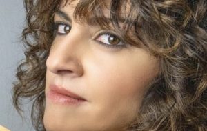 Maria Chiara Stomati: disponibile da oggi il nuovo singolo “Una Ragazza a Modo”