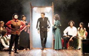 Talìa riscrive Boccaccio: un “Decameron” spietato, carnale, vitale