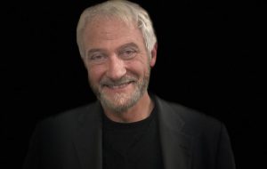 Sabato 21 il Prof. Enzo Pennetta presenta a Brindisi “La terza teoria, elementi per una nuova teoria politica”