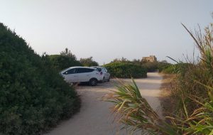 Brindisi Pedala e Cammina denuncia l’utilizzo abusivo dell’area naturalistica di Punta del Serrone