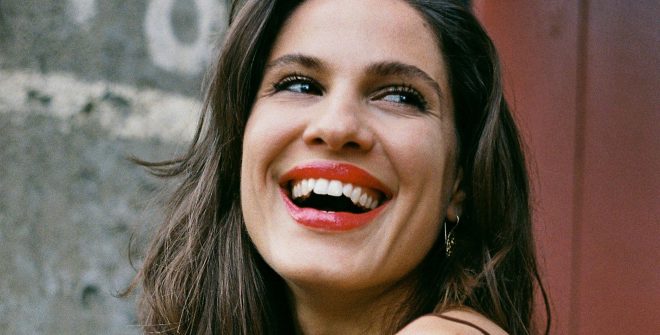 Il Viaggio di un’attrice: mercoledì 27 Giulia Vecchio a Brindisi