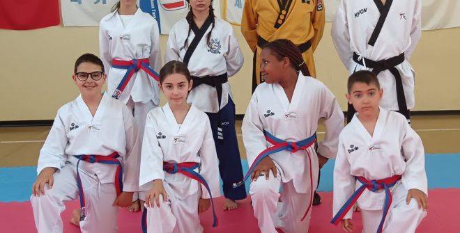 Gli atleti della “Pennetta Rosa” ed il Maestro sempre sul podio