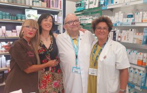Il saluto della Minnuta al Dottor Balestra: va in pensione il farmacista del quartiere