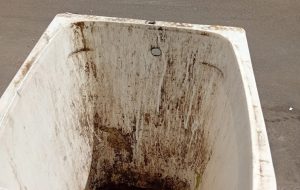 L’illusione del lavaggio e della disinfezione dei carrellati esistenti in città. Di Vincenzo Albano