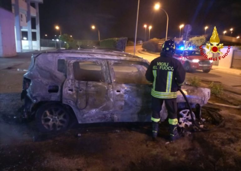 Fuoco all’auto del Sindaco: autore individuato e denunciato