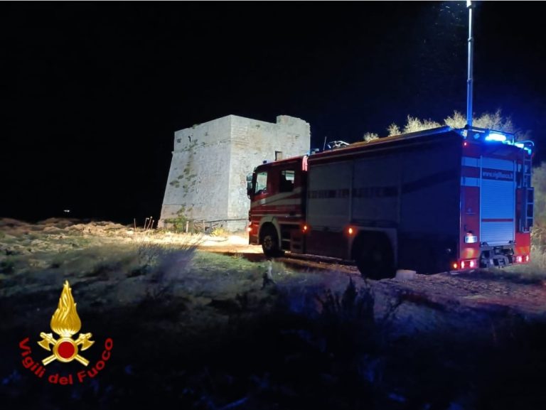 Peschereccio affonda a largo di Punta Penne: salvati i tre occupanti