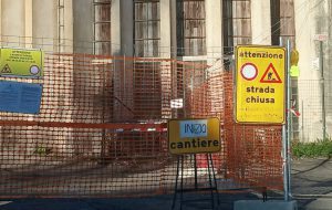 Chiusura strada per Patri: un’arteria vitale bloccata per due mesi e cittadini informati solo con un’ordinanza