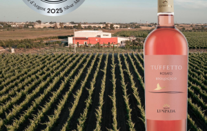 Il Tuffetto Rosato di Tenute Lu Spada conquista la Medaglia d’Argento al Concours Mondial de Bruxelles 2025