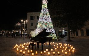 Brindisi: due pianoforti, la città, il tempo del Natale